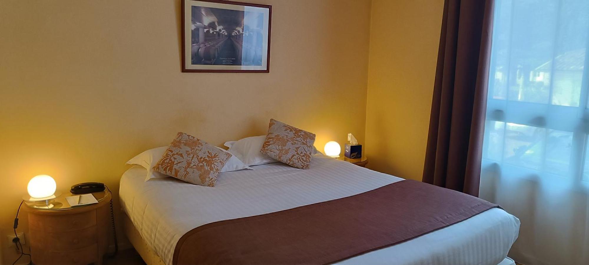 Pey La Tour - Logis Hotels & Restaurant Salleboeuf Camera foto